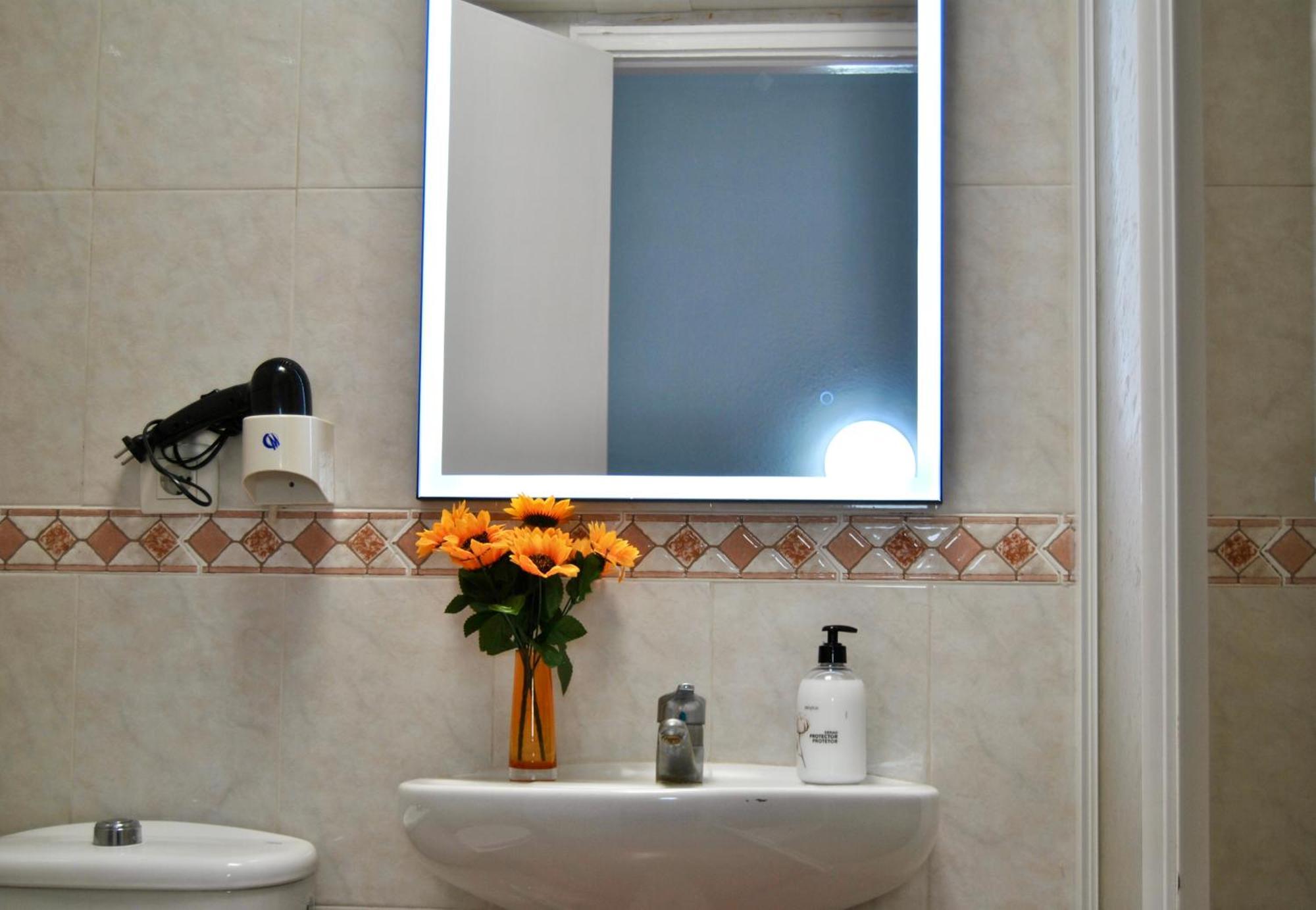 Montecarlo 35 And 45 First Row With Air Conditioning&wi-fi And Sound Insulation Puerto Rico (Gran Canaria)